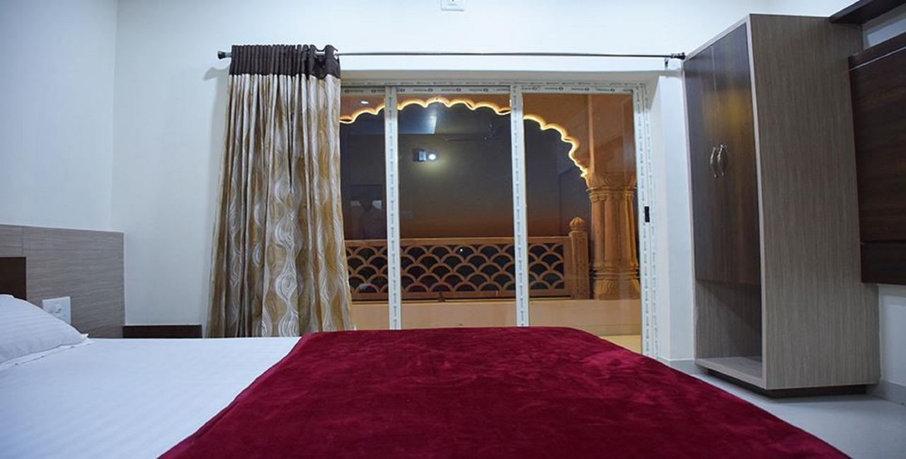 Hotel Amar Palace Ābu Road Exterior photo